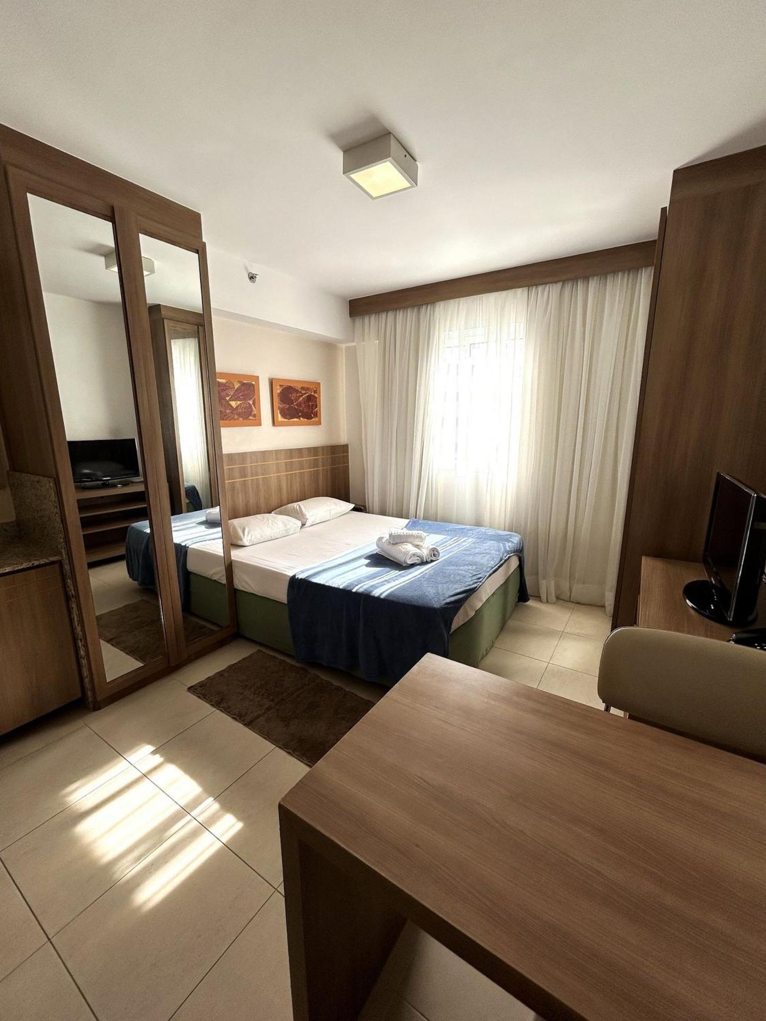 Sm1214 Flat Com Excelente Localizacao Em Regiao Central Brasília Eksteriør billede
